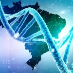 Immagine concettuale di una mappa stilizzata del Brasile con sovrapposta una doppia elica di DNA luminosa, a simboleggiare lo studio genetico sulla popolazione. Wide-angle lens, 18mm, sharp focus, colori vivaci ma realistici.