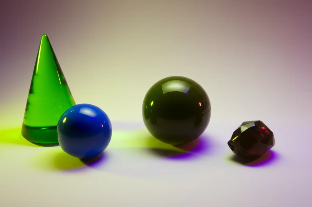 Una composizione astratta che rappresenta i concetti di motivazione intrinseca ed estrinseca. Oggetti simbolici illuminati con precisione su uno sfondo neutro. Fotografia still life, obiettivo macro 90mm, illuminazione controllata, alta definizione.