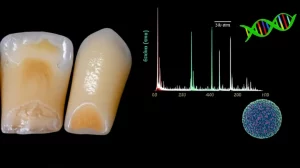 Immagine composita che mostra un dente umano antico accanto a un grafico di spettroscopia Raman stilizzato e un simbolo di DNA/proteina, evocando l'applicazione in archeologia e scienza forense, illuminazione drammatica, colori tenui, obiettivo 35mm, profondità di campo.