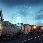 Immagine concettuale che fonde una miniera di carbone stilizzata con una rete blockchain digitale sovrapposta, simboli di lucchetti digitali sui vagoni di carbone stilizzati, illuminazione drammatica che enfatizza il contrasto tra l'industria pesante e la tecnologia digitale, obiettivo 35mm, profondità di campo per mettere a fuoco l'intersezione tra fisico e digitale.