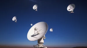 Una visualizzazione artistica di più radiotelescopi VGOS che osservano simultaneamente sorgenti celesti distanti, con onde radio stilizzate che viaggiano verso le antenne. Lente grandangolare, 10mm, per enfatizzare la scala della rete, lunga esposizione per un cielo dinamico, messa a fuoco nitida sulle antenne, stile astro photography.
